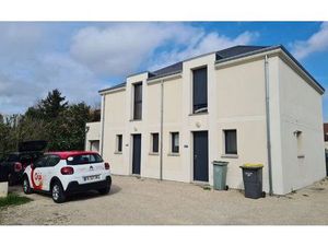 Location appartement  63 m² T-3 à Orléans  870 €