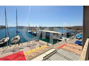 Location appartement  68.7 m² T-2 à Toulon  1 250 €