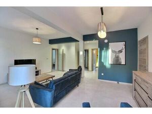 Appartement à louer à rue Zénobe Gramme 7 Charleroi (VBD70929)