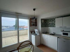 Location Appartement 2 pièces Meublé à Couëron (44220) : à louer 2 pièces Meublé / 33m² Co