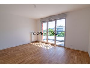 Bagneux - Métro ligne 4 - T4 de 82m2 dans résidence récente