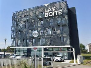 Prestigieux bureau de 402 m2 en location - La Roche-sur-Yon  France