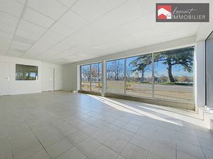 Local commercial - 52m² - PONT DE VAUX