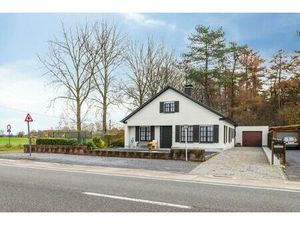 Karaktervolle open bebouwing met véél potentieel te koop in Ursel