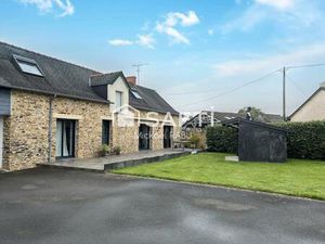 Magnifique longère en pierre  5 chambres