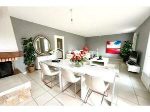 Maison 3 chambres  proximité écoles  transports