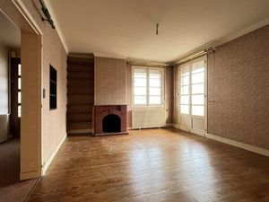 Maison Tarbes 153.13 m2 6 pièces