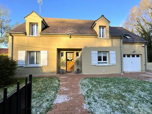 EXCLUSIVITÉ * Maison individuelle de 150m² * Beau terrain clos de 637m² *