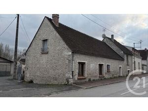 Maison à vendre - 7 pièces - 154 61 m2 - Puiseaux - 45 - CENTRE