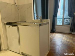 Studio 1 pièce 33 m²