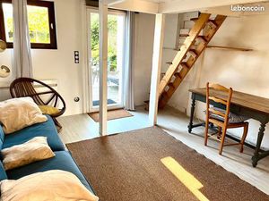 Studio avec terrasse