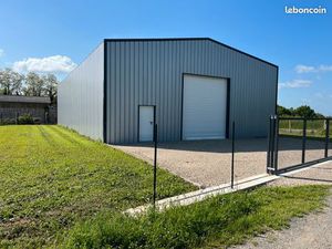 A louer batiment industriel 300m²