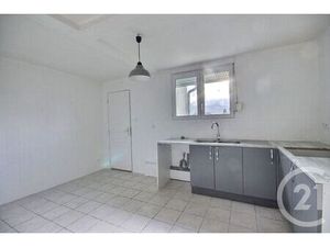 Maison à louer - 4 pièces - 88 34 m2 - Mer - 41 - CENTRE