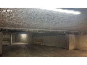 Parking sous terrain