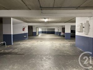 Parking à louer - 10 m2 - St Germain En Laye - 78 - ILE-DE-FRANCE