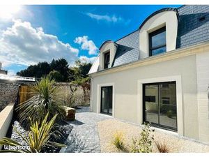 Rarissime port de Caen