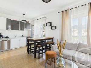 Appartement F3 à louer - 3 pièces - 48 89 m2 - Toulon - 83 - PROVENCE-ALPES-COTE-D-AZUR