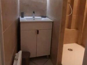 Grand studio avec mezzanine