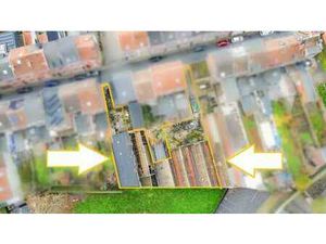 VASTE ENTREPOT DE 600M² - PROCHE AUTOROUTE - 110m² BUREAUX -