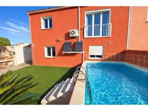 Grande maison avec piscine garage et dépendances