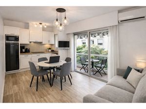 Appartement 2 pièces avec balcon – emplacement recherché Alexandre III / Basse Californie 