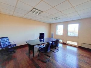 AUBENAS CENTRE - LOCAL PROFESSIONNEL 145m2