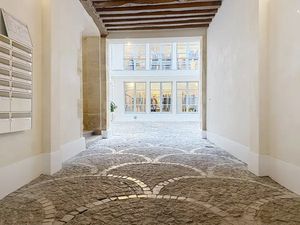 Bureaux atypiques Place des Vitcoires