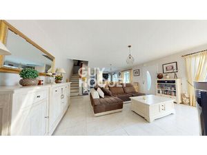 MAISON À VENDRE DE 5 PIÈCES DE 130 00 M²