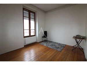 CHALON PROCHE CENTRE