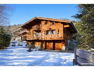 Chalet 6 pièces 267 m²