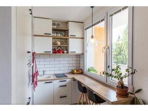 Studio moderne avec balcon et parking