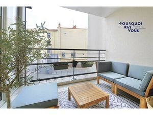 T3 récent avec balcon et garage