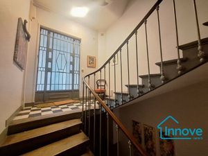 Notre-Dame : Appartement atypique avec 6 chambres et extérieur.