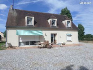 Maison proche Méru 200 m² F8