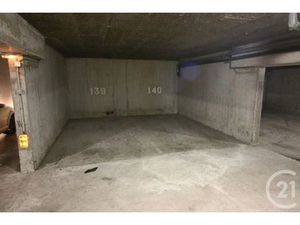 Parking à louer - 15 m2 - Montigny Les Metz - 57 - LORRAINE