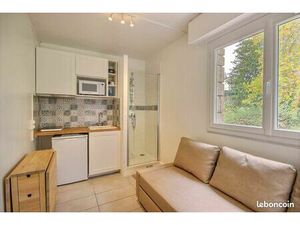 Studette meublé à louer