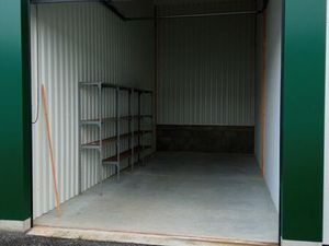 Box  garage  parking