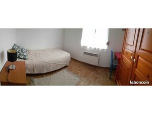 T1 meublé 15 m2  quartier Saint Pierre  proche Citadelle  wi-fi inclus