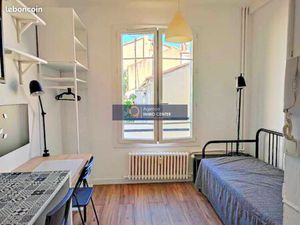 Studio 1 pièce 12 m²