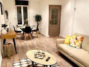 Maison de ville 4 chambres meublée avec jardin - proche métro/gare