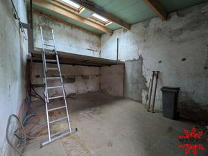 Exclusivité À Vendre Garage Avec Mezzanine 39 76 m²