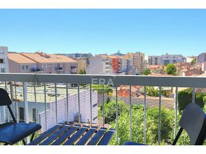 Appartement à vendre Marseille 3 pièces vues dégagées lumineux traversant sans travaux san