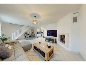 Vente maison 4 pièces  85.00m²  Ozoir