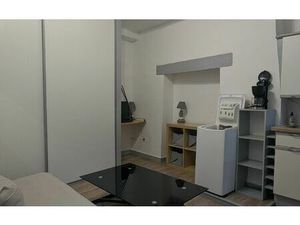 Location appartement  18.79 m² T-1 à Bayonne  422 €