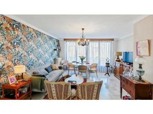 Appartement 3 pièces de 73 m² situé à Sète