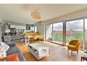 BORDEAUX proche Piscine Judaïque  à vendre appartement avec