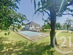 Maison à vendre - 6 pièces - 154 75 m2 - Gannat - 03 - AUVERGNE