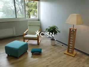 Location Bureaux et commerces à Sautron (44880) : à louer / Sautron