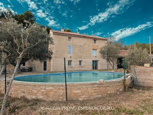 Maison 8 pièces - 266 m²