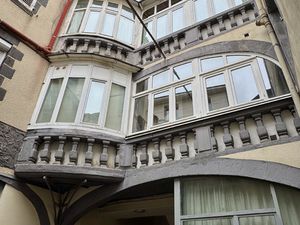 PLATEAU CENTRAL - TRÈS BON ÉTAT - LOCATAIRE EN PLACE